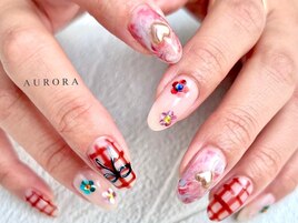 個性派　ニュアンス　赤