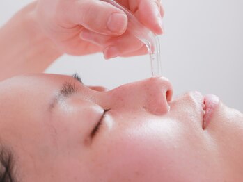 メナードフェイシャルサロン ピュウフェリーチェ (piufelice)/施術中