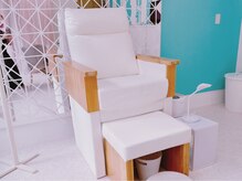フットネイル☆座席が高く辛くない体勢で施術できます♪