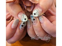 ハニー(honey)/大人可愛いガーリーネイル