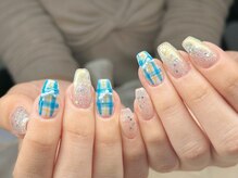 リノネイル(Lino Nail)/チェックネイル