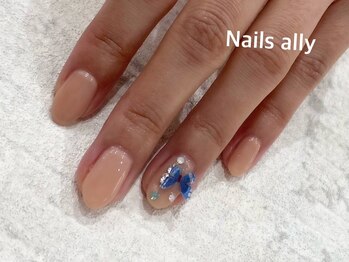 ネイルズアリー 立川店(Nails ally)/バタフライネイル×ワンカラー