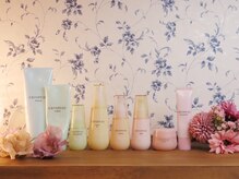 フラワー(Flower)/20歳～34歳の化粧品ライン