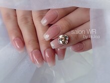 サロン ダブルアール バイ ラウレア(salon WR by laulea)の雰囲気（お客様のお爪の状態に合わせてケアを行うので通うほど美爪に。）