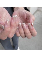 リリ ネイルアンドアイラッシュ(LiRi nail&eyelash)/くすみカラーフレンチ