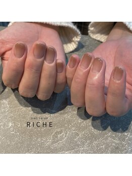 リッシュ(RICHE)/うるちゅるベージュグラデ