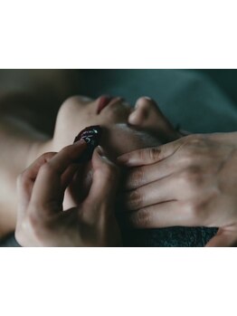 ホウレイ線・たるみ改善！予防ケア