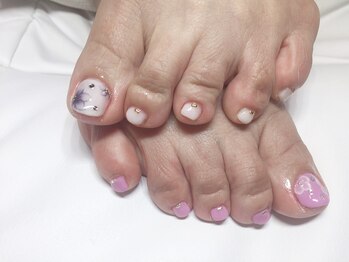 スタッフネイル