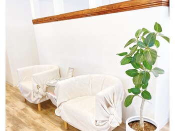 ラ ジェム/店内待合