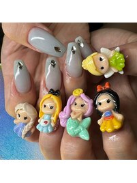 プリンセス風ネイル