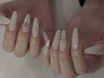 ジュリネイルスタジオ(Julli Nail Studio)/ロング、つけ放題