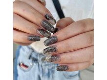 ロミー(Rommy)/キラキラブラックネイル