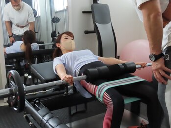 サロンハル(salon HARU)の写真/日本ボディビル連盟公認指導員による確かなサポート!諦めていた理想の美BODYはHARUで叶えます♪