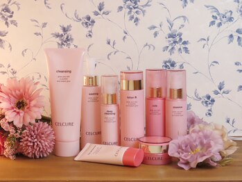 フラワー(Flower)/35歳～49歳の化粧品ライン