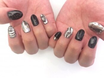 クアトログランシュ 青葉台(QUATRO×GranCieux)/ブラック×シルバー