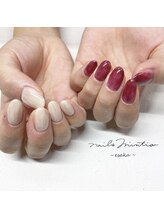 ネイルズミンティア エサカ(nails Mintia esaka)/アシンメトリー