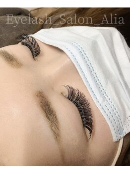 ネイルアンドアイラッシュ アリア(Alia)/ボリュームラッシュ