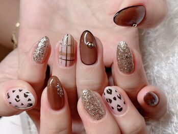 レアネイル 新宿(le'a nail)の写真/≪新宿三丁目駅1分☆新宿駅2分≫いつでも好きな時に通える24時間営業サロン♪どんな系統もお任せください！
