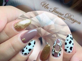 アン ジョーヌドラゴ/トレンドネイル