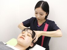 ノモコツ鍼灸 整骨院 よこはまばし院(NOMOKOTSU鍼灸 整骨院)/+…施術風景…+　【ヘッドスパ】