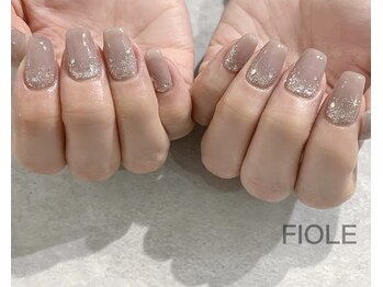 フィオル(FIOLE)/キラキラデザイン