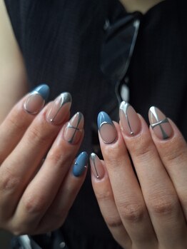 ウルステラ(ulstella)/クールな海外ネイル