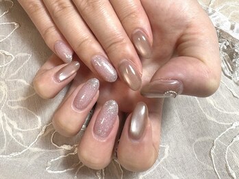 サロン カレア(Salon Kalea)の写真/大人可愛いシンプルなワンカラー/ラメグラデーションで手元から美しく♪爪に優しいパラジェル使用してます!