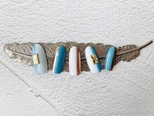 ラウレアルア(Laure’a lua)/シンプル塗りアート♪