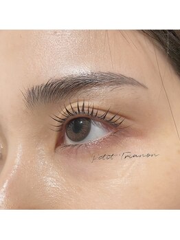 プチトリアノン(petit trianon)/パリジェンヌリフト