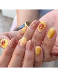 【ひまわりネイルデザイン】