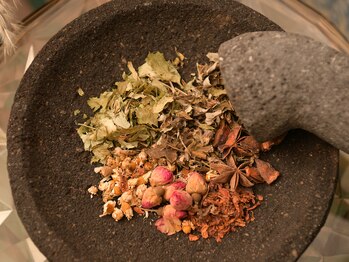 マシュマロハンド/肩こり/ヘッドスパ/よもぎ蒸し