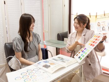 レインボーフラワーズ(Rainbow Flowers)の写真/ 【メイク×骨格×カラー】多角アプローチで理想の小顔へ！コンプレックスを魅力に変える本格診断★
