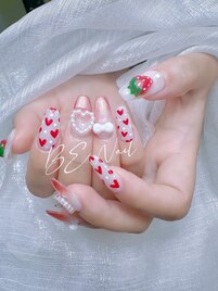 いちごのアート＋パッツやり放題