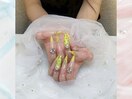 イエローフレンチネイル