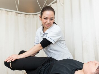 ビーレ袋町の写真/疲れは体の歪みが原因！？体の土台である首と骨盤矯正で疲れを根本解消!【小顔矯正&骨盤矯正60分5800円】