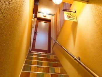 クレイユ(CREIL)/秘密基地のようなワクワクの入口