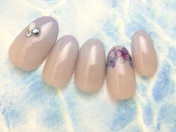 アビー グランデュオ立川店(abbie)の写真/初めてのジェルネイルもabbieにお任せ♪経験豊富なネイリストが丁寧にカウンセリングし理想のお手元に◎