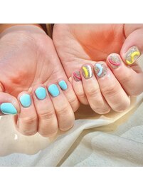 ちぐはぐうねうねネイル★
