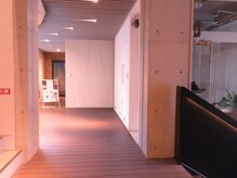 サロンドアート(salon de ART)/ファロデイ春吉ビル3F