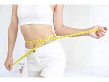 【コース後の採寸】 施術後、特に気になる部分のサイズをもう一度計測 サイズダウンを数字でも実感 ♪