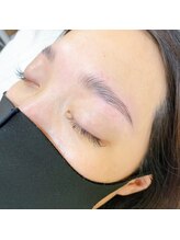 ネイル アンド アイラッシュ グレイス(Grace)/ハリウッドアイブロウ《HBL》