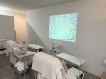 キュー(.Cue)の雰囲気（施術中プロジェクターにて映画鑑賞も♪[川崎/ネイル/ハンド]）