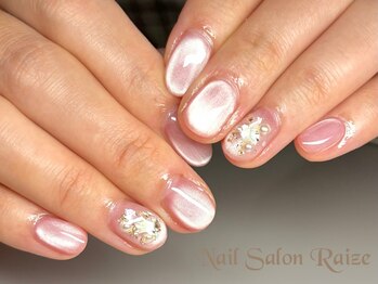 ライズ 本町店(Raize)の写真/【プティマンスリー定額デザインコース￥5,200～】普段派手なネイルができない方やOLさんにもオススメ◎