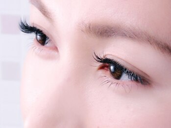 マドモア 飾磨店(MADEMORE)/フラットラッシュ