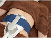 アドーネ エステサロン(ADONE)の雰囲気（寝るだけで腹筋を鍛える電磁パルス筋トレ）