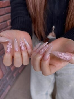 スミス(SMITH)の写真/シンプルなのに思わず何度も見たくなる、ちゅるんと透明感のある指先に♪