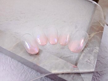 ディバイン ネイルズ(DIVINE NAILS)の写真/春ネイルで指先を彩る♪《6色から選べる】キラキラネイル¥5500パラジェル+¥1000