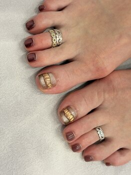 リヨン(RIYON)/foot 親指アート