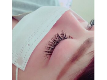 ヘアアンドアイラッシュティキ(tikii)/つけ放題