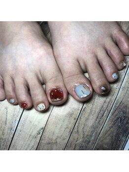 ピピランチェ(PIPIRANCHE)/ニュアンスフットネイル